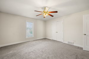  Photo 37