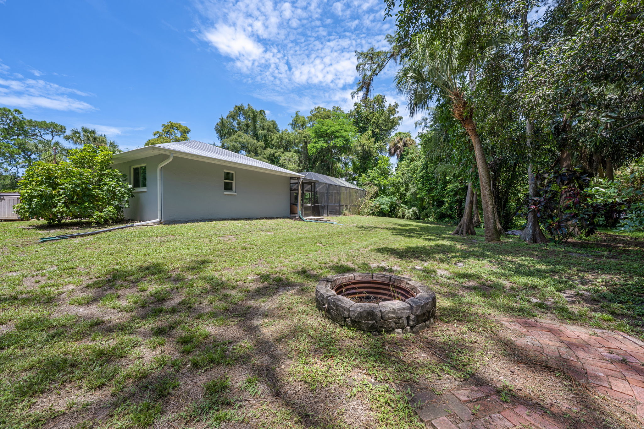 Fire Pit - Rear Elevation