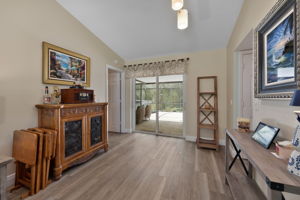Hallway off Living - Kitchen to Lanai