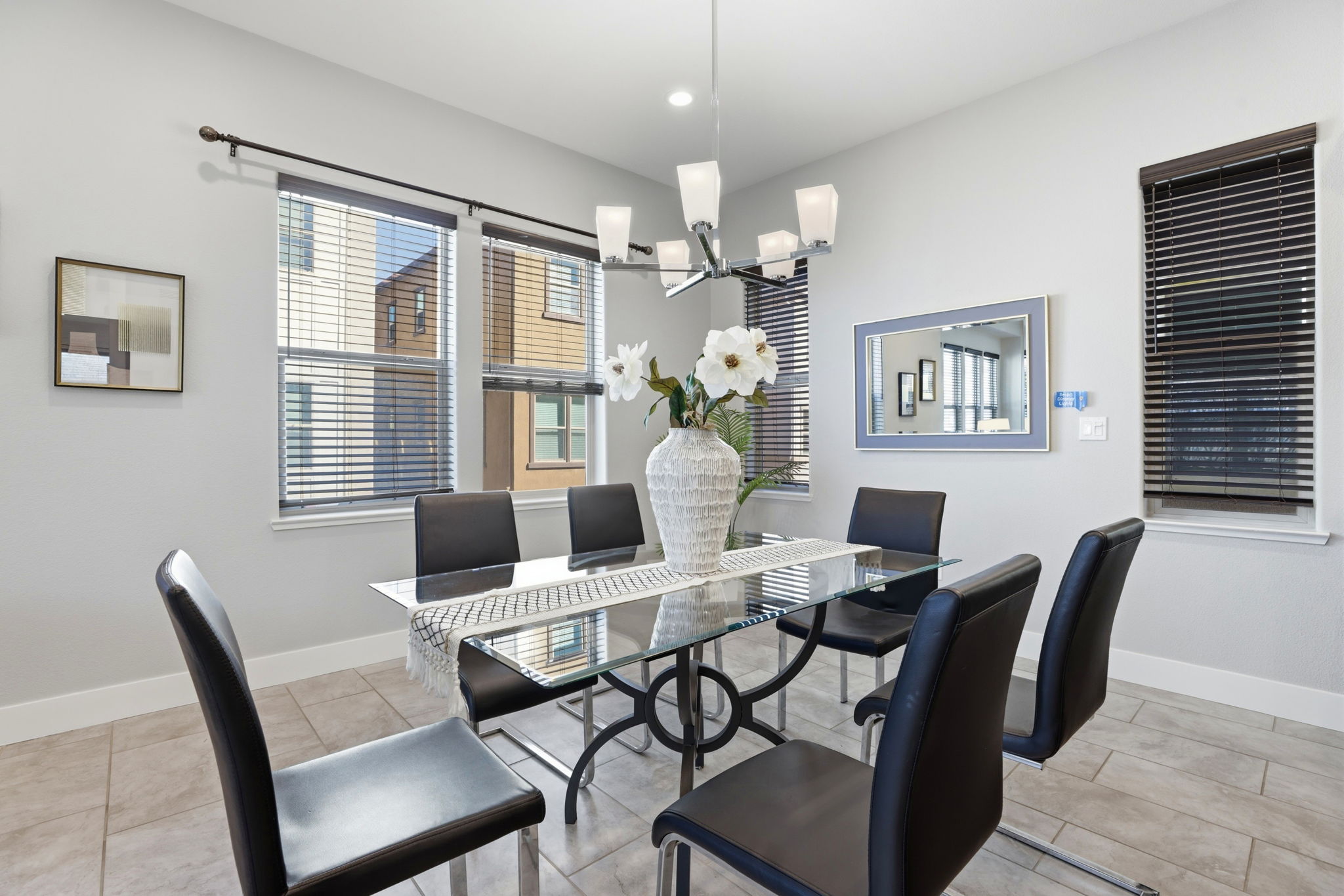 018_f8_1380 Brookline Loop