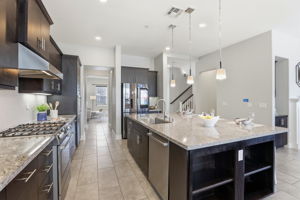 013_f8_1380 Brookline Loop