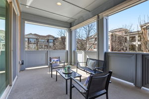 040_f8_1380 Brookline Loop