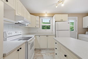  Photo 45