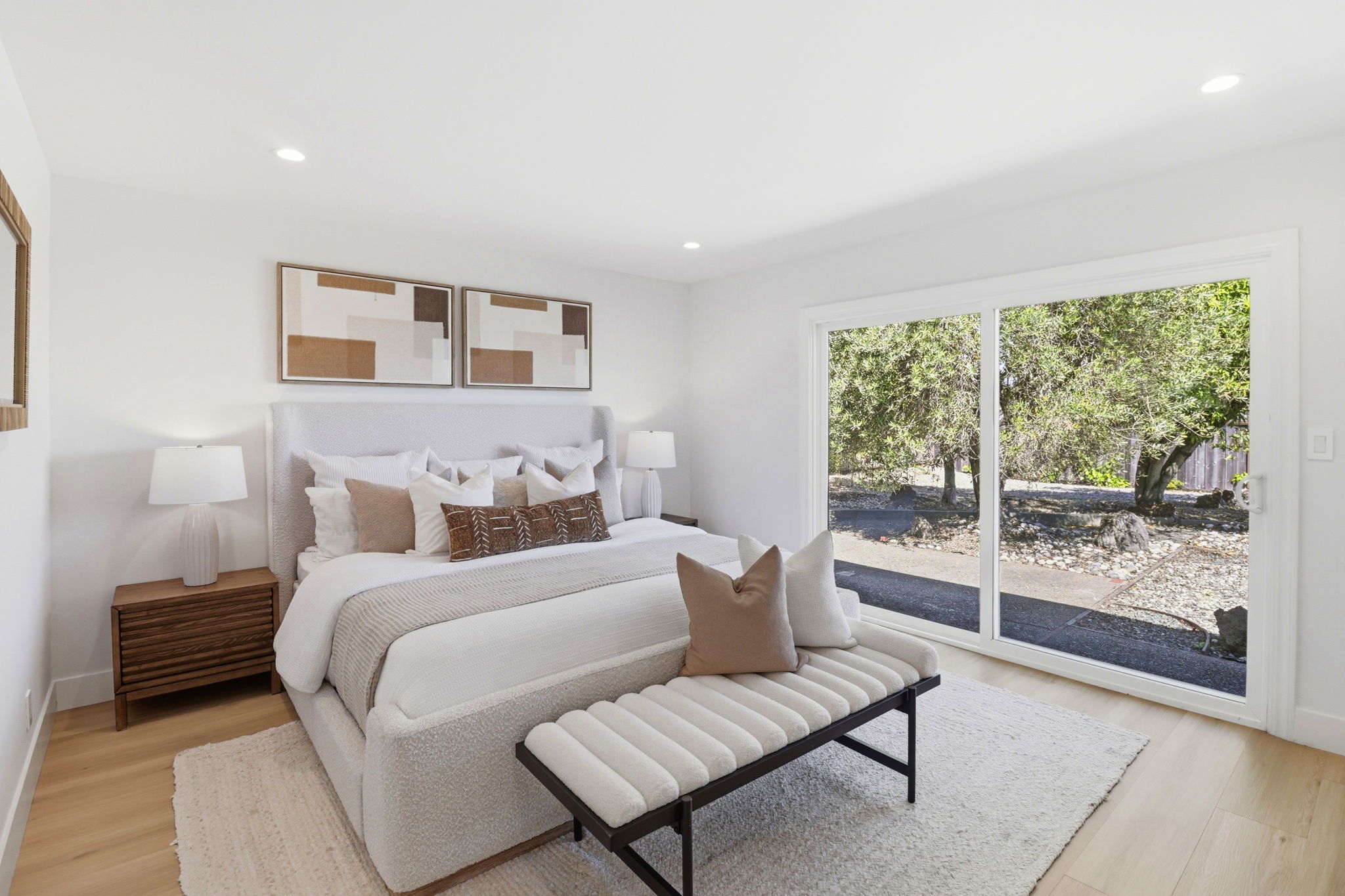 028_F8_1380 Manzanita Dr