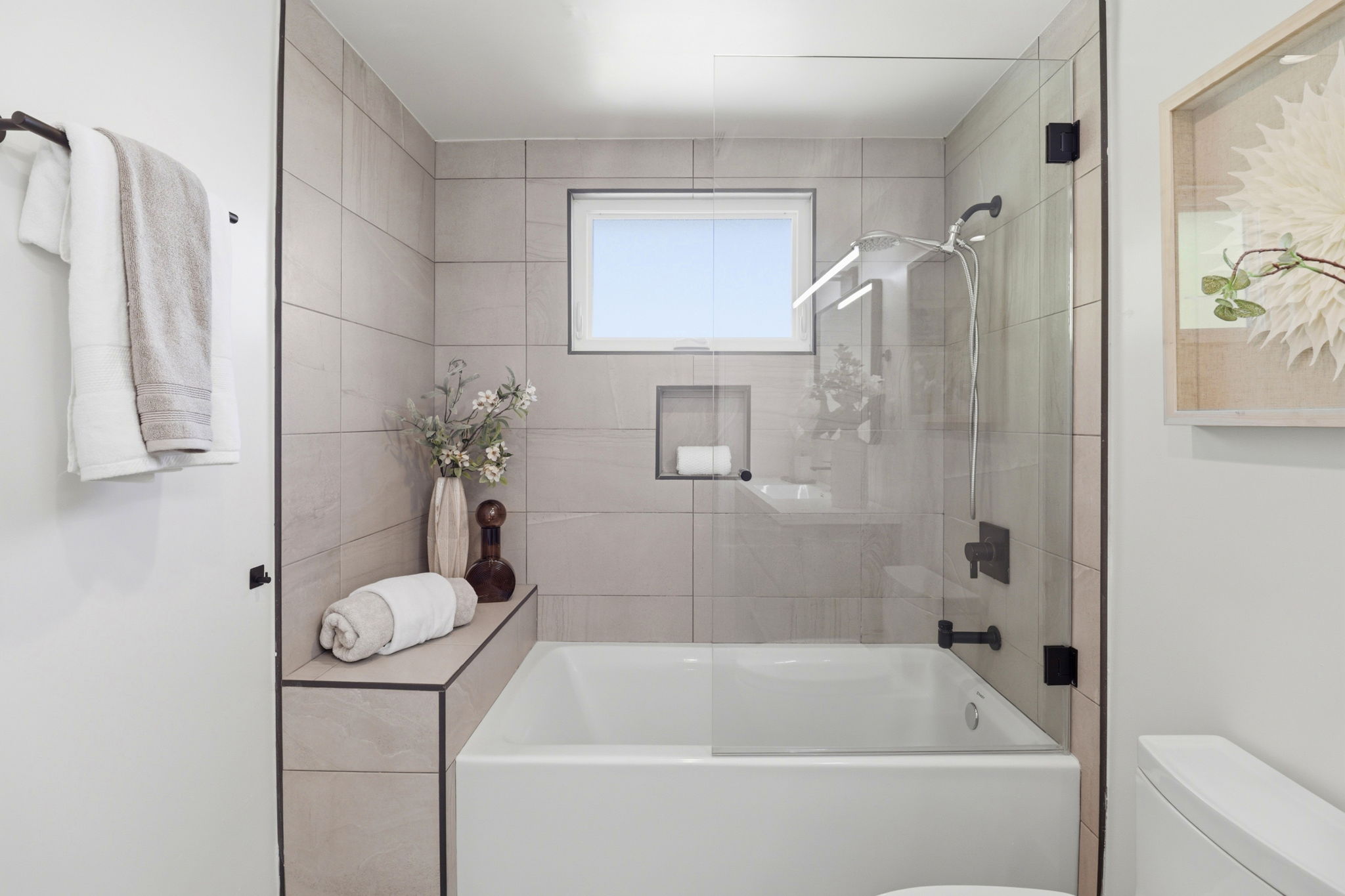 039_F8_1380 Manzanita Dr