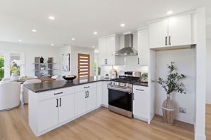 019_F8_1380 Manzanita Dr