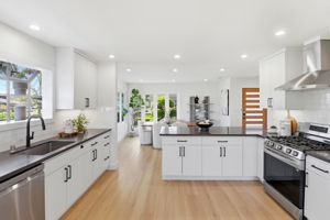 022_F8_1380 Manzanita Dr