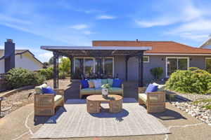 044_F8_1380 Manzanita Dr