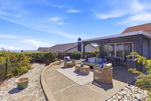 048_F8_1380 Manzanita Dr