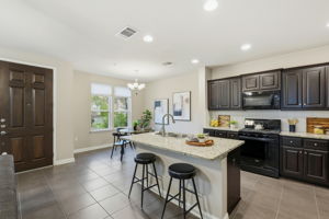 Kitchen/Eating Area