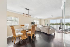 SW 5th Ct 301M-S2309-010.jpg