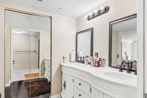 SW 5th Ct 301M-S2309-035.jpg
