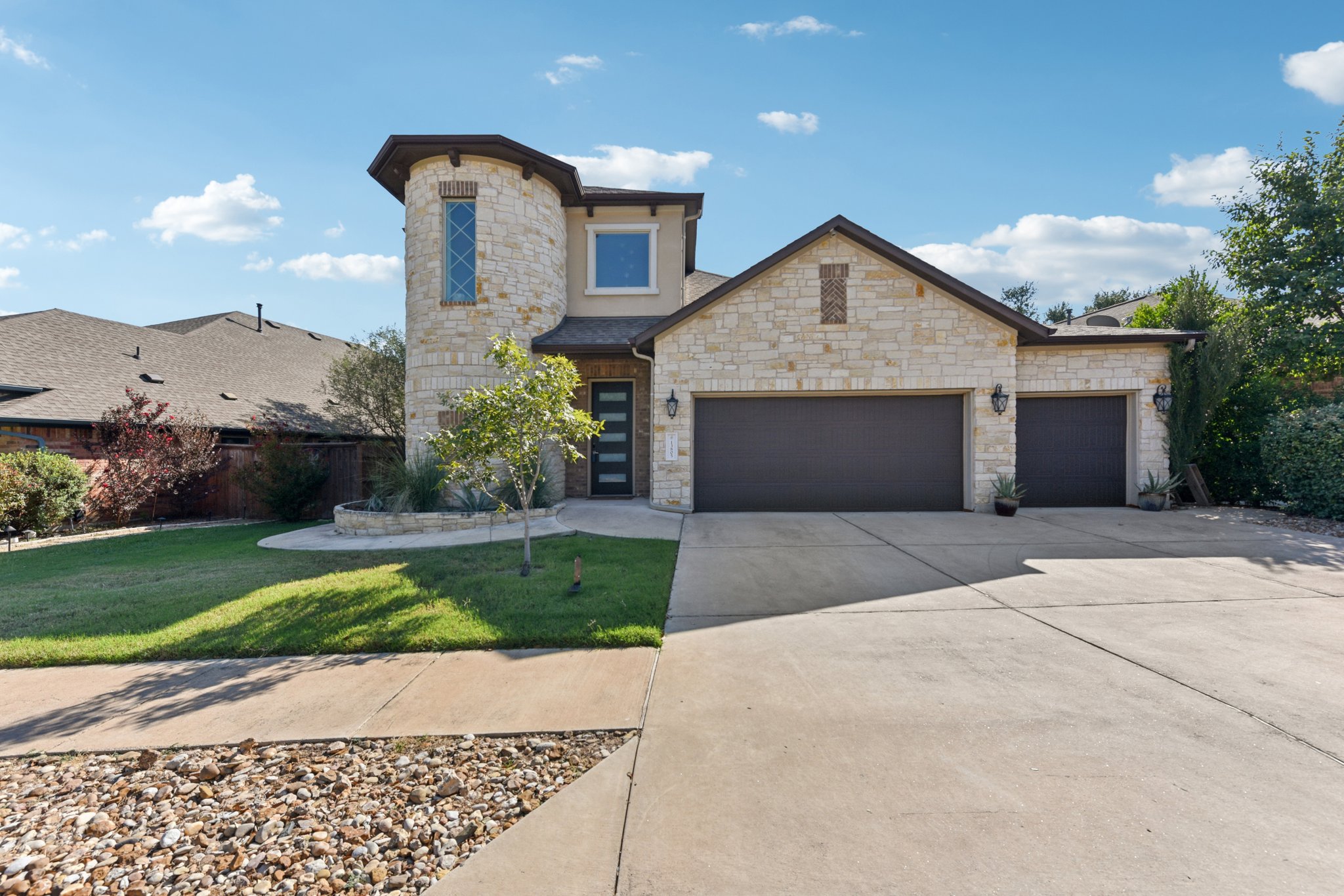 Wiregrass Way-S0110-002.jpg