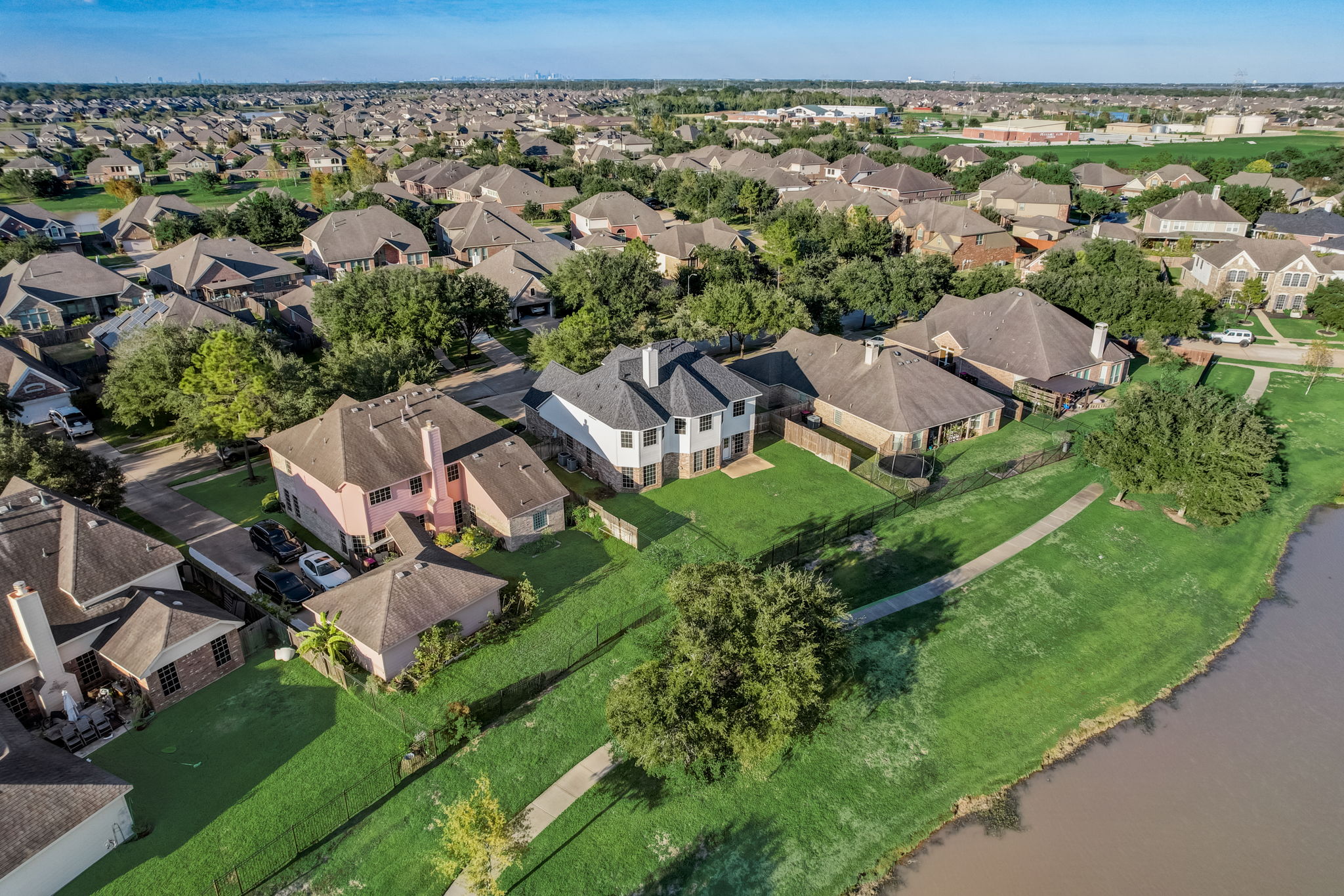  Cove Landing Ln-045