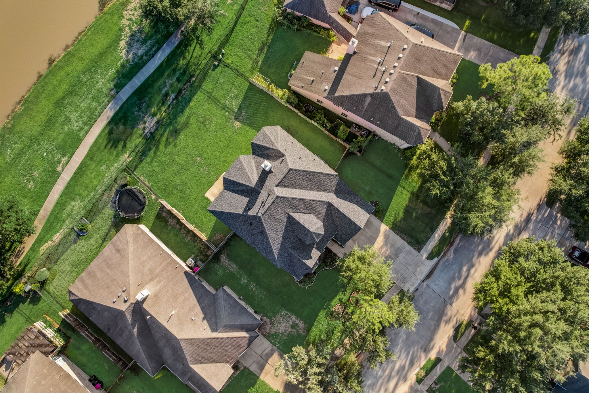  Cove Landing Ln-052