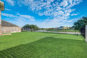  Cove Landing Ln-038