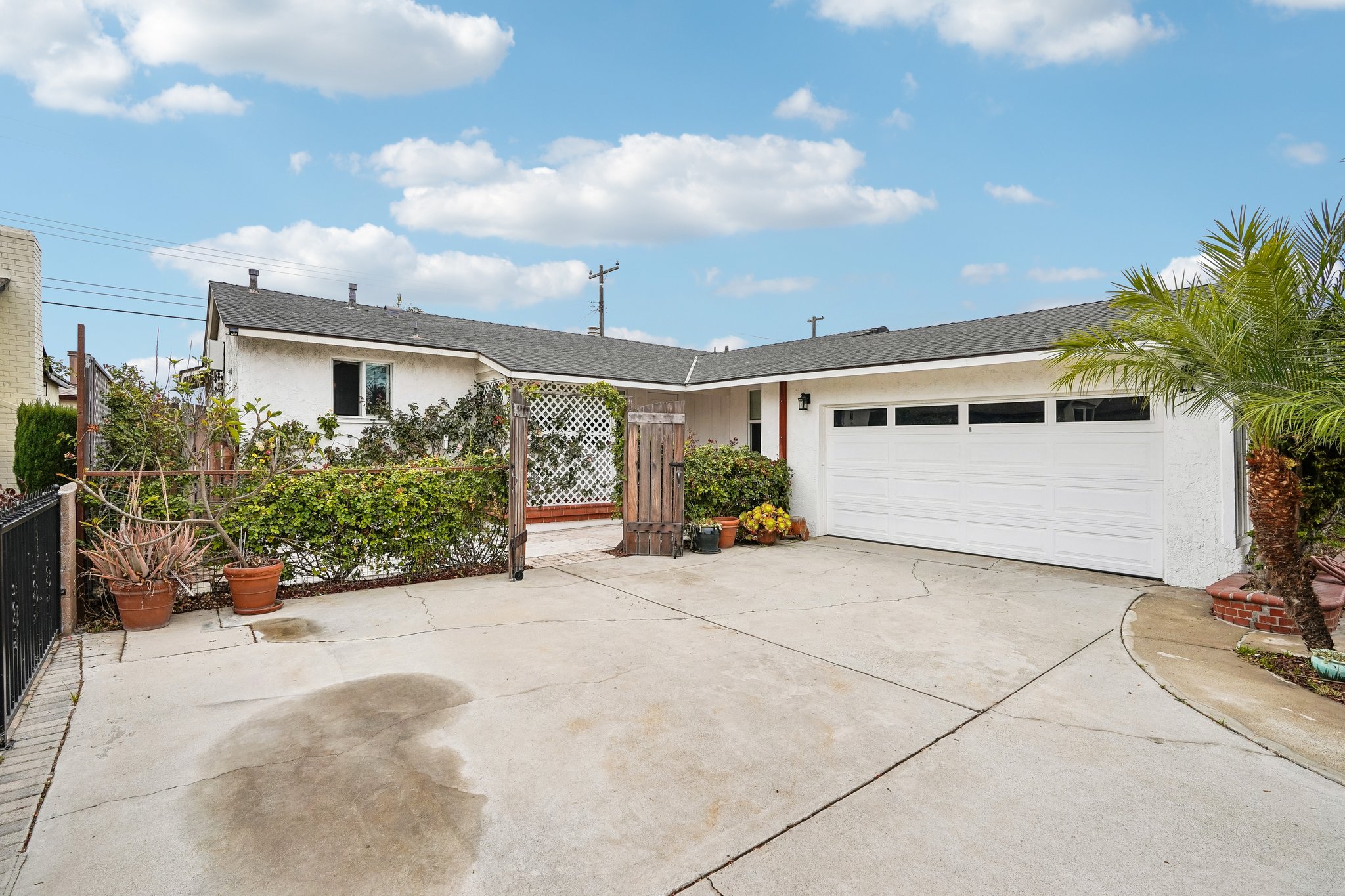 Casimir Ave-S2406-004.jpg