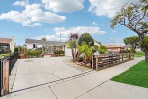 Casimir Ave-S2406-042.jpg