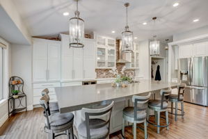 E Meadow Valley Dr-007