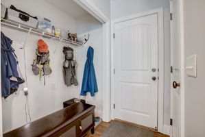 E Meadow Valley Dr-028