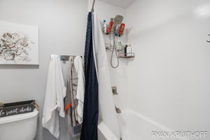  Photo 37