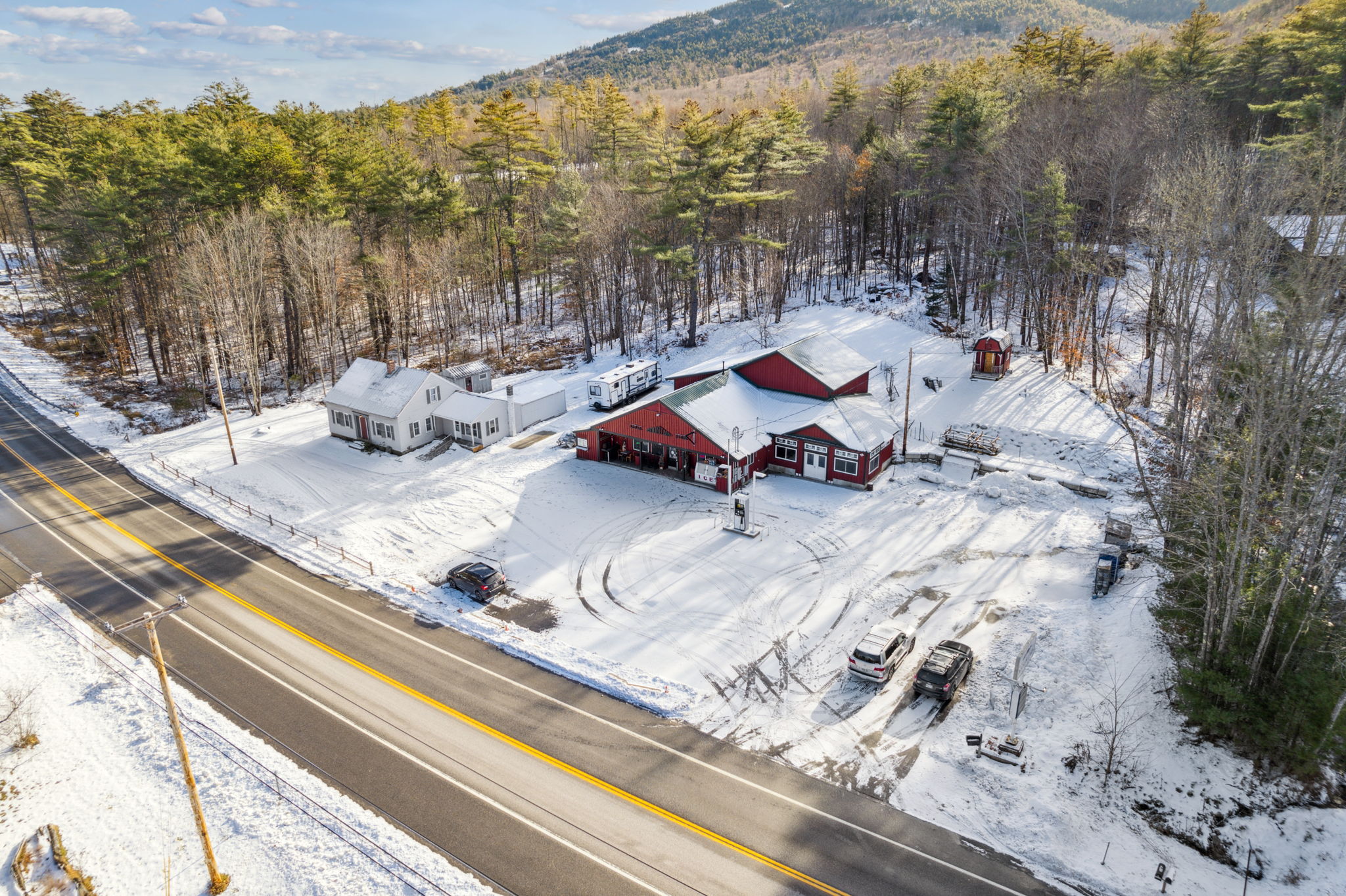 1382 N High St, Bridgton, ME 04009 Structure Media