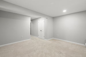 Photo 36