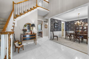 Foyer/Dining Room