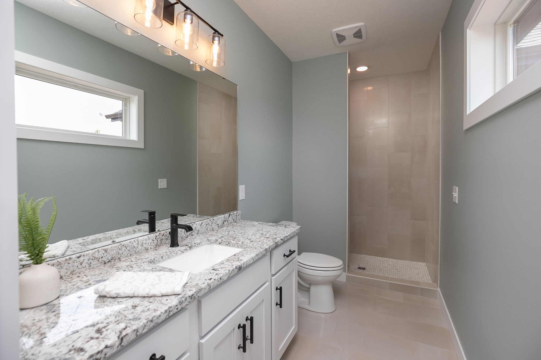 21-Master Bath