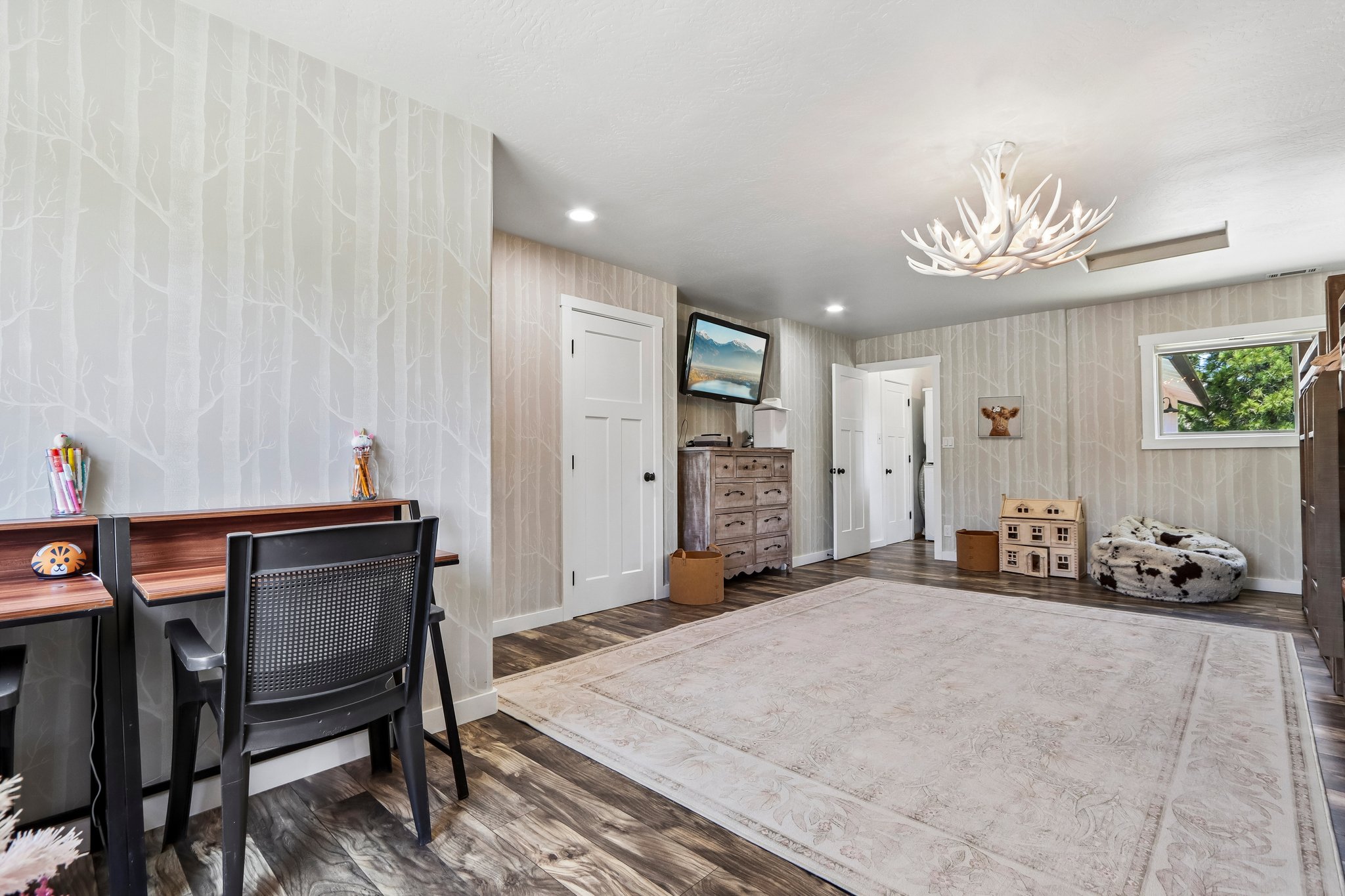 Shay Rd-S0406-029.jpg