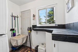 Shay Rd-S0406-026.jpg
