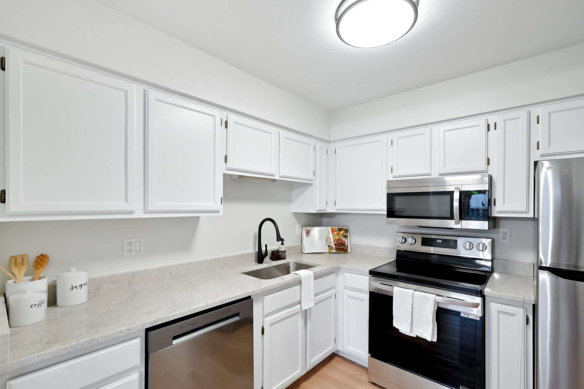 W 88th Ave unit 307 bldg b-0904-006.jpg