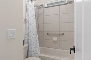  Photo 49