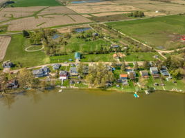  Photo 0