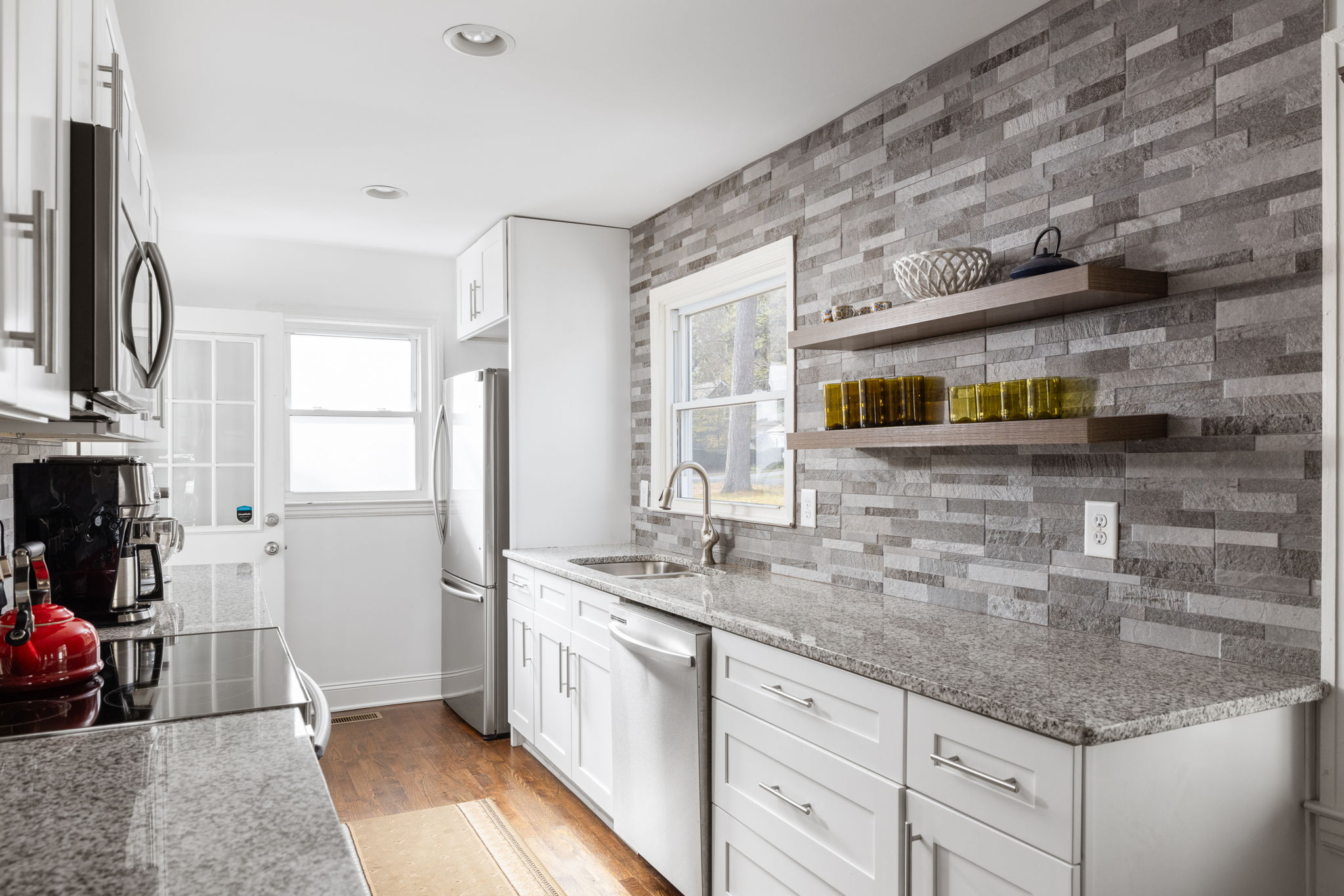 20251211_1384westmont_estadt024