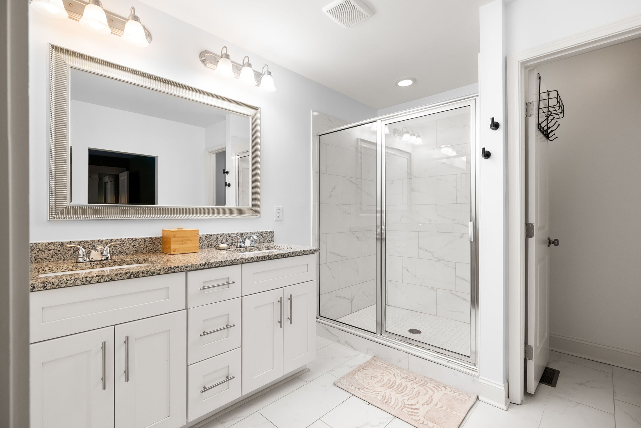 20251211_1384westmont_estadt050