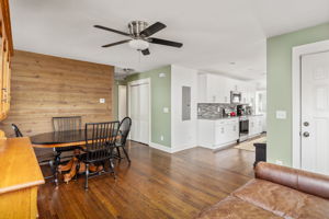 20251211_1384westmont_estadt016