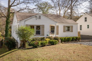 20251211_1384westmont_estadt070