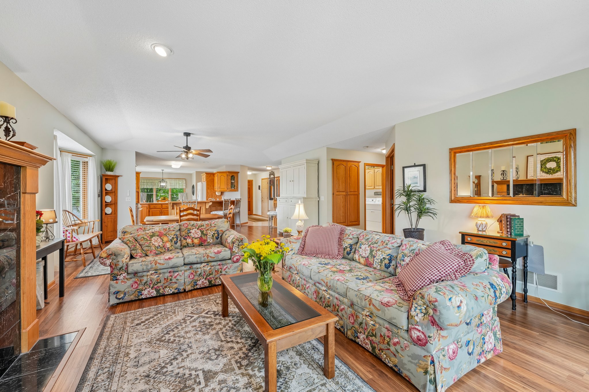 Pierce St NE-S2508-008.jpg