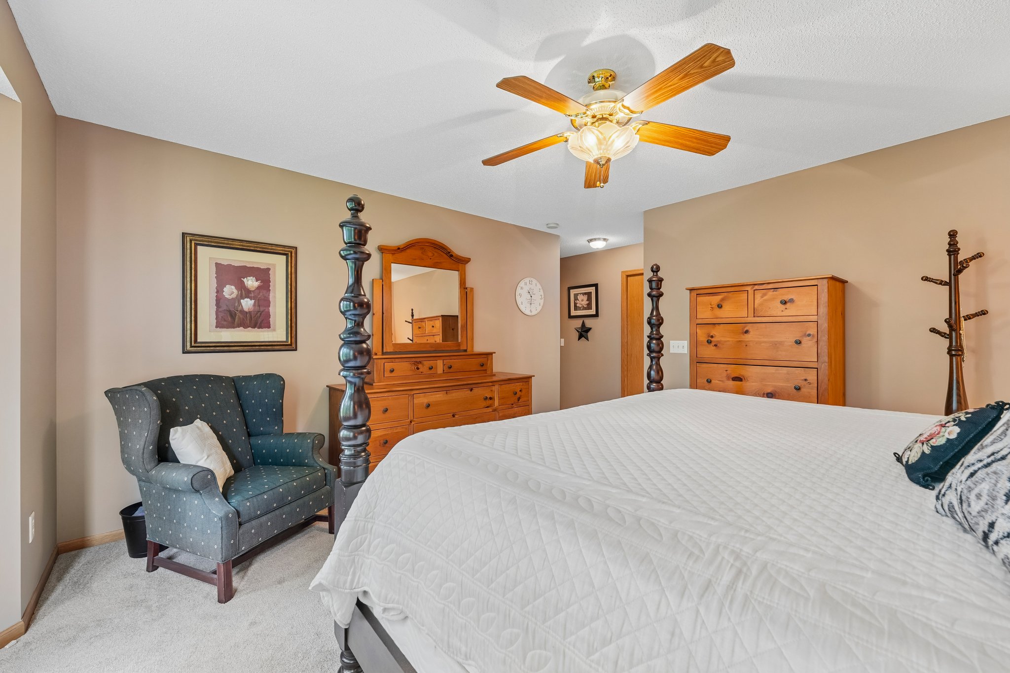 Pierce St NE-S2508-039.jpg