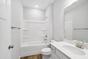  Photo 10