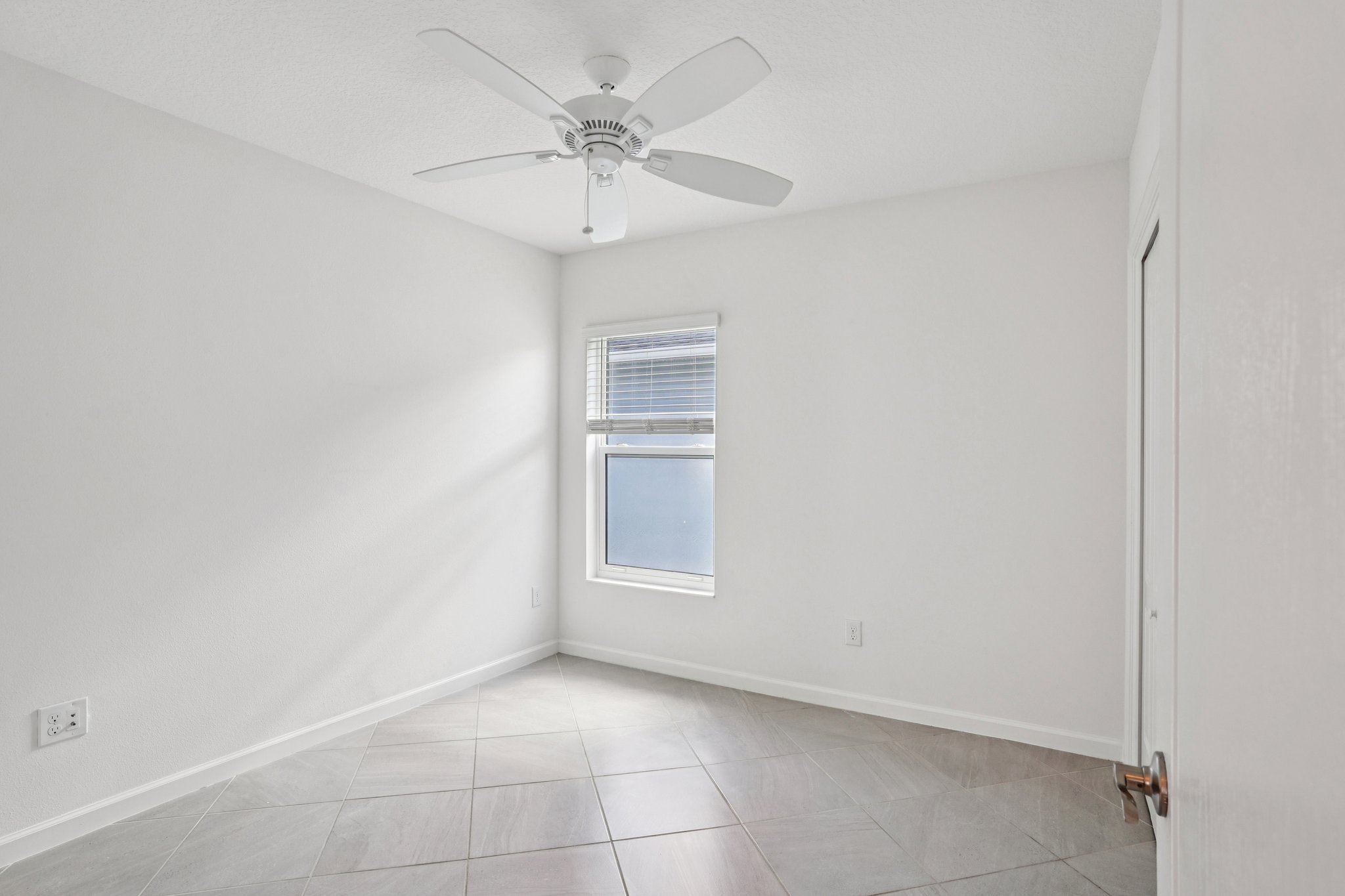 Turner Ter-S1104-019.jpg