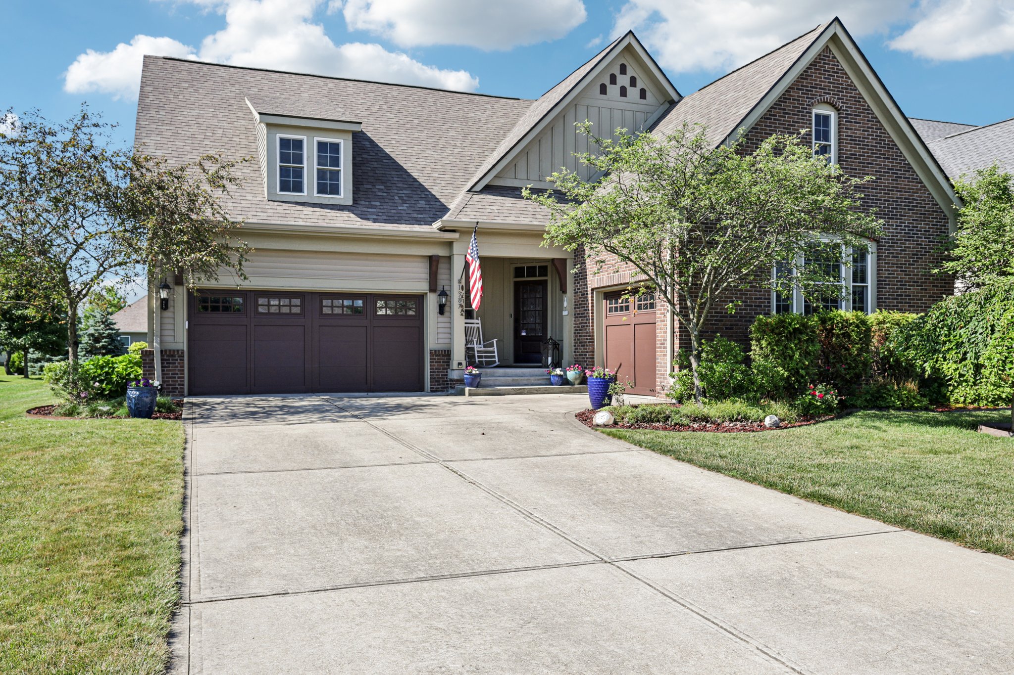 Mayfield Ct-S1107-003.jpg