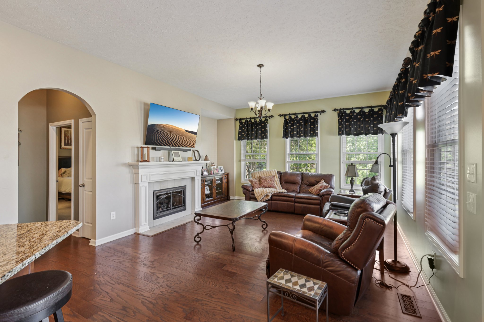 Mayfield Ct-S1107-007.jpg