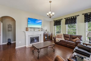Mayfield Ct-S1107-011.jpg