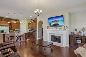 Mayfield Ct-S1107-012.jpg