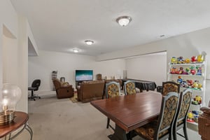 Mayfield Ct-S1107-040.jpg