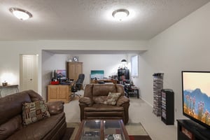 Mayfield Ct-S1107-043.jpg