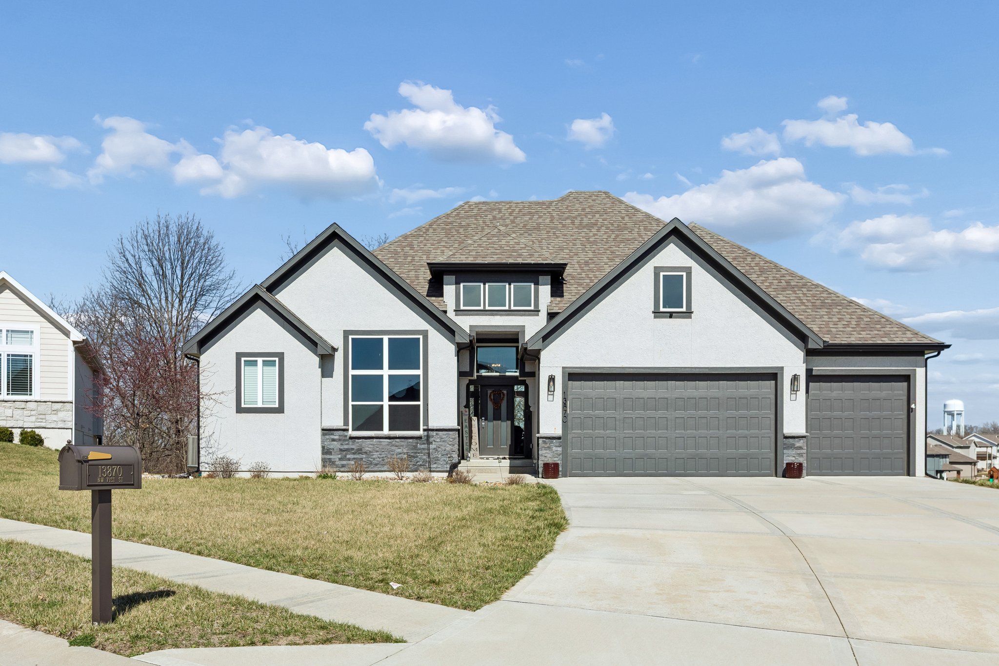 8262 - 13870 NW 71st St_002.jpg