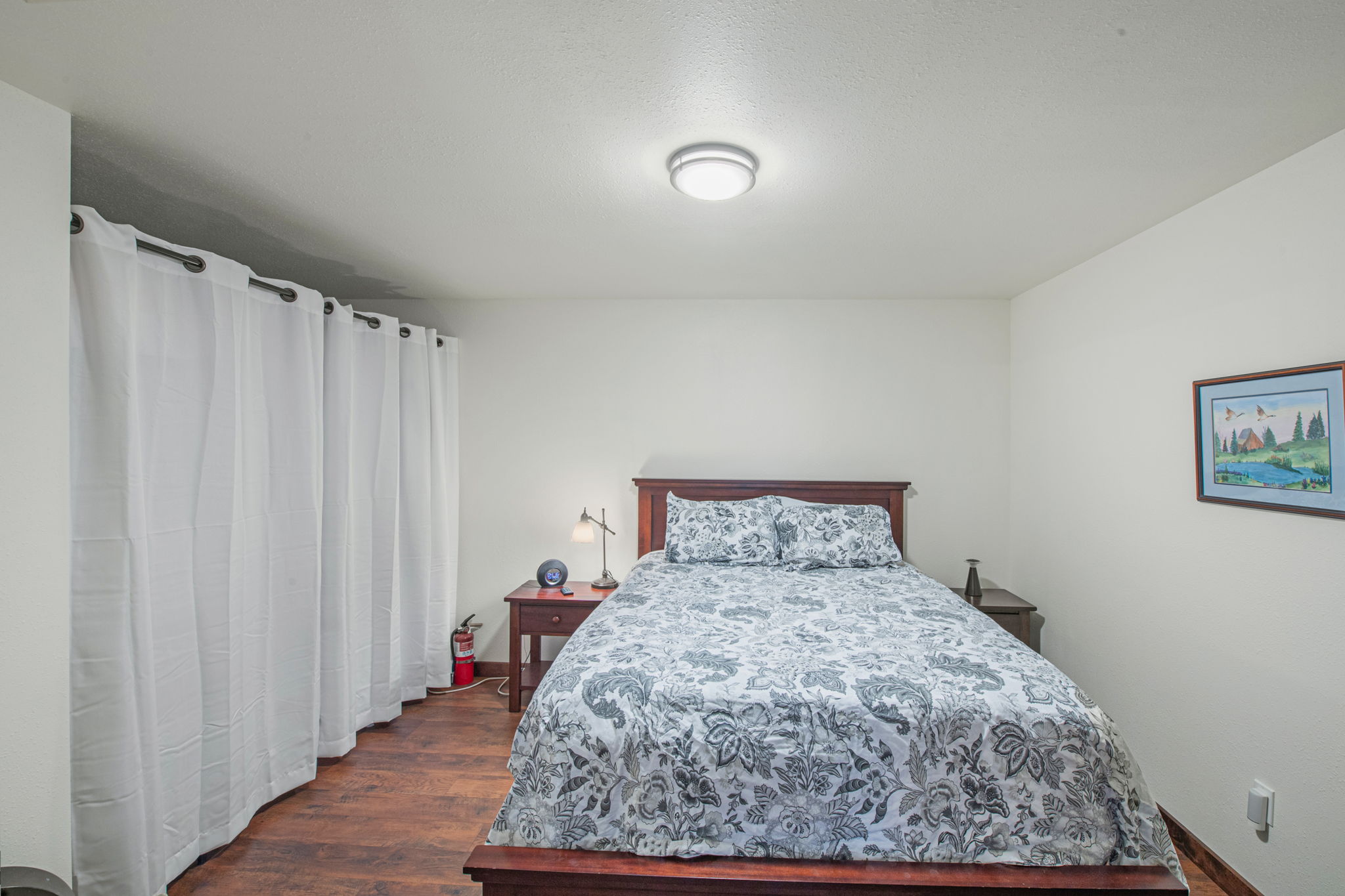 Shop Guest Space Bedroom